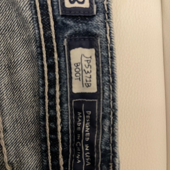 Miss Me Jesnd - Picture 3 of 8